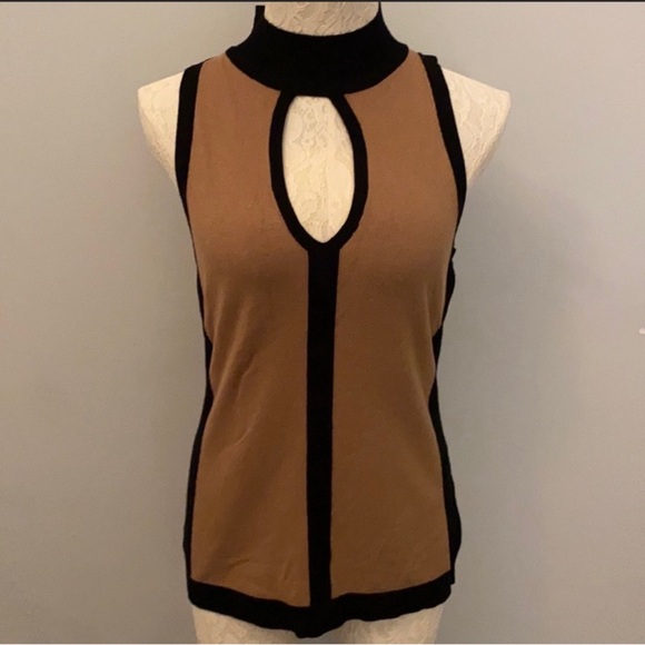 Cache Tan and Black Keyhole Tank Top - Picture 1 of 5